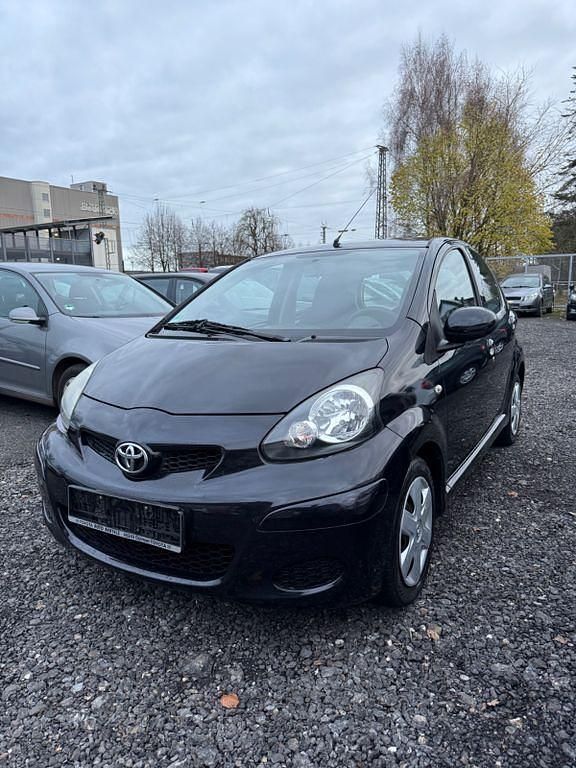 Schwarz Gebraucht 2011 Toyota Aygo Cool Kleinwagen | 3.600 € (Fairer Preis) - Bild 1/4