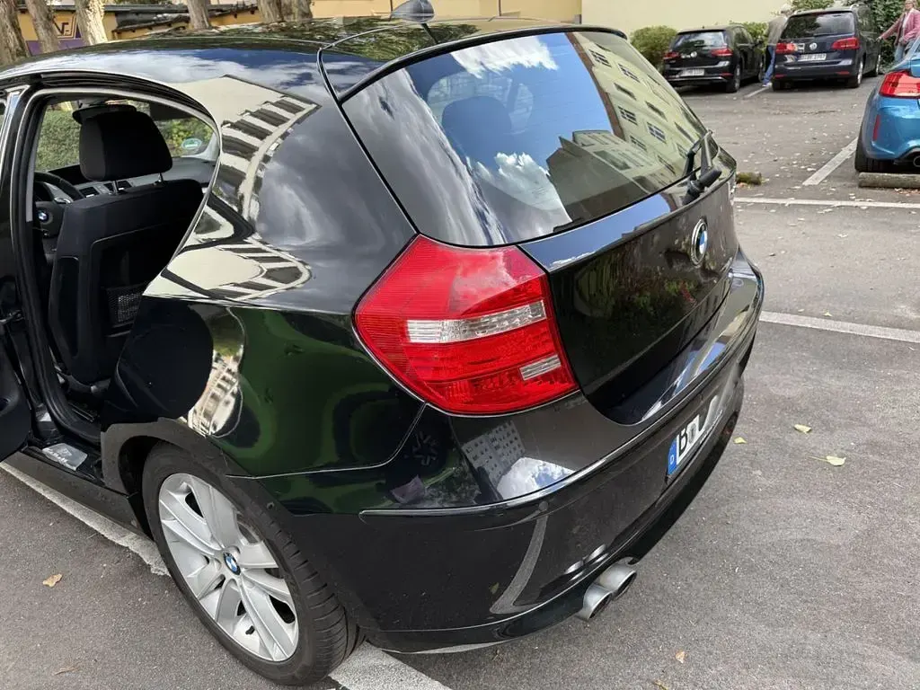 Gebraucht BMW 130 Performance 258 PS (189 kW) 2007 Schwarz Kleinwagen