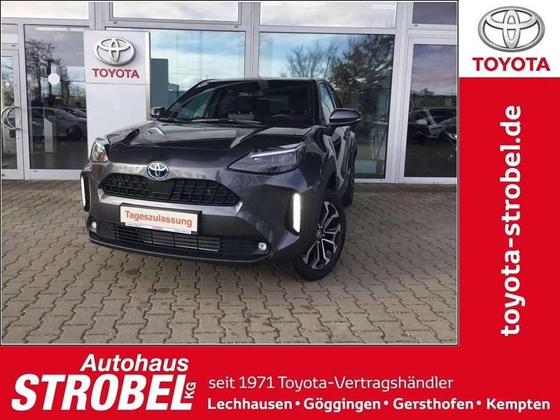 Marlingrau metallic Neu 2025 Toyota Yaris Cross SUV | 26.980 € (Superpreis) - Bild 1/4
