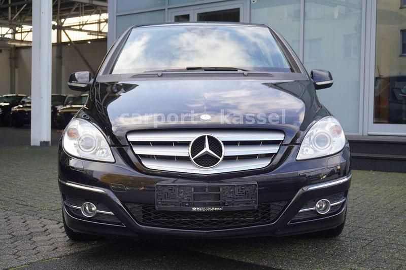 Gebraucht Mercedes B170 116 PS (85 kW) 2009 Schwarz Van / Kleinbus