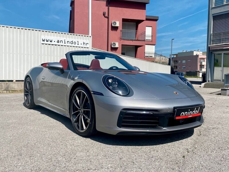 Gebraucht Porsche 992 385 PS (283 kW) 2023 Silber Cabrio