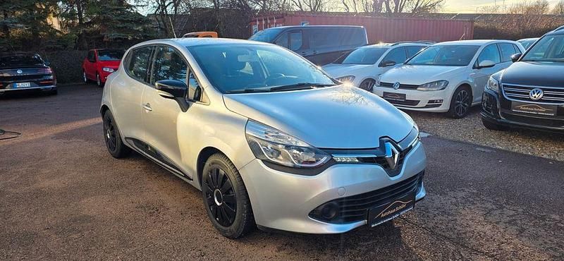 Gebraucht Renault Clio IV Dynamique 73 PS (53 kW) 2014 Silber Limousine