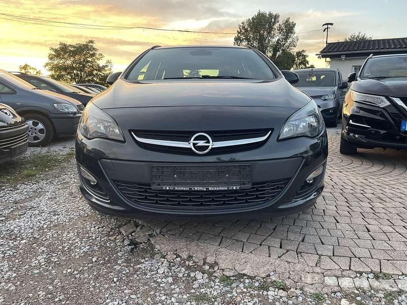 Schwarz Gebraucht 2014 Opel Astra Edition Kombi | 6.500 € (Fairer Preis) - Bild 1/4