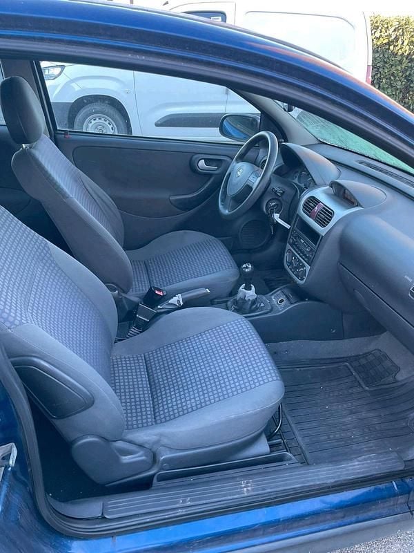 Gebraucht Opel Corsa 75 PS (55 kW) 2002 Blau Kleinwagen