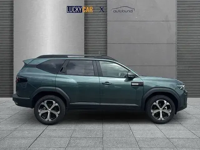 Neu Dacia Bigster Journey 158 PS (116 kW) 2025 Zedergrün SUV