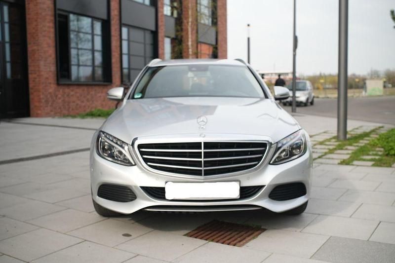 Gebraucht Mercedes C220 170 PS (125 kW) 2016 Grau Kombi