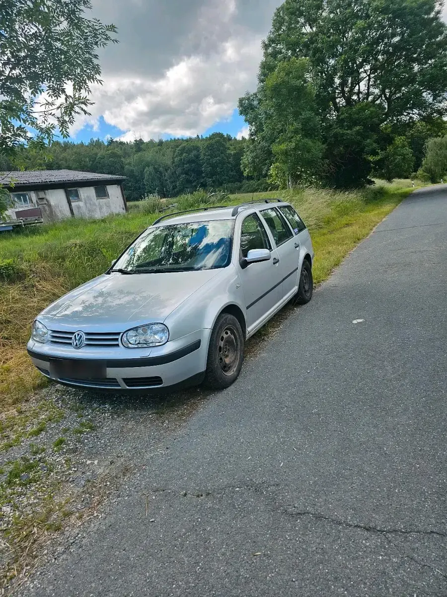 Gebraucht VW Golf IV 110 PS (80 kW) 2002 Silber Kombi