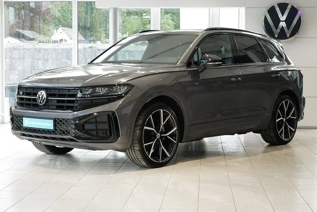 Gebraucht VW Touareg R-line 286 PS (210 kW) 2025 Siliziumgrau metallic SUV