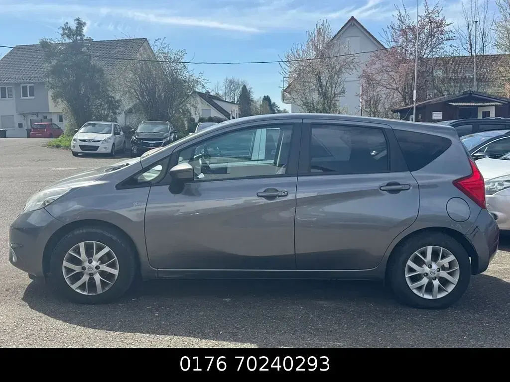 Gebraucht Nissan Note Acenta 90 PS (66 kW) 2015 Grau Kleinwagen