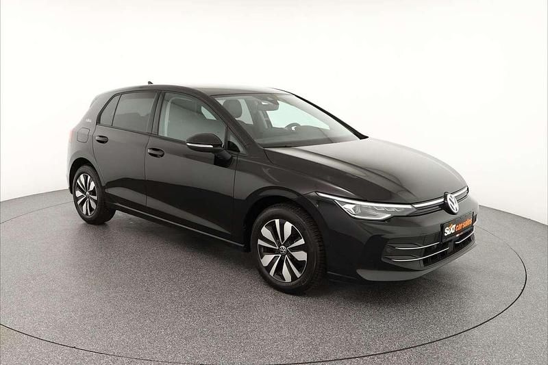 Schwarz Gebraucht 2025 VW Golf Goal Limousine | 22.550 € (Superpreis) - Bild 1/4