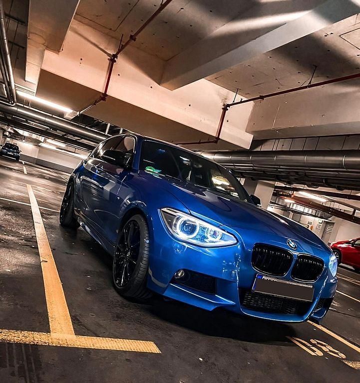 Blau Gebraucht 2014 BMW 120 M Sport Kleinwagen | 10.200 € (Fairer Preis) - Bild 1/4