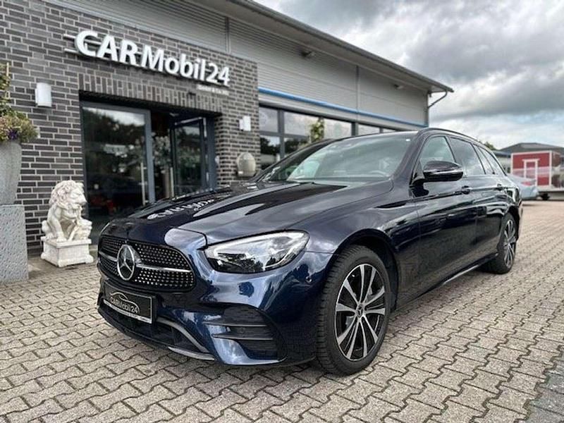 Nautikblau Gebraucht 2022 Mercedes E300 AMG line Kombi | 39.900 € (Fairer Preis) - Bild 1/4