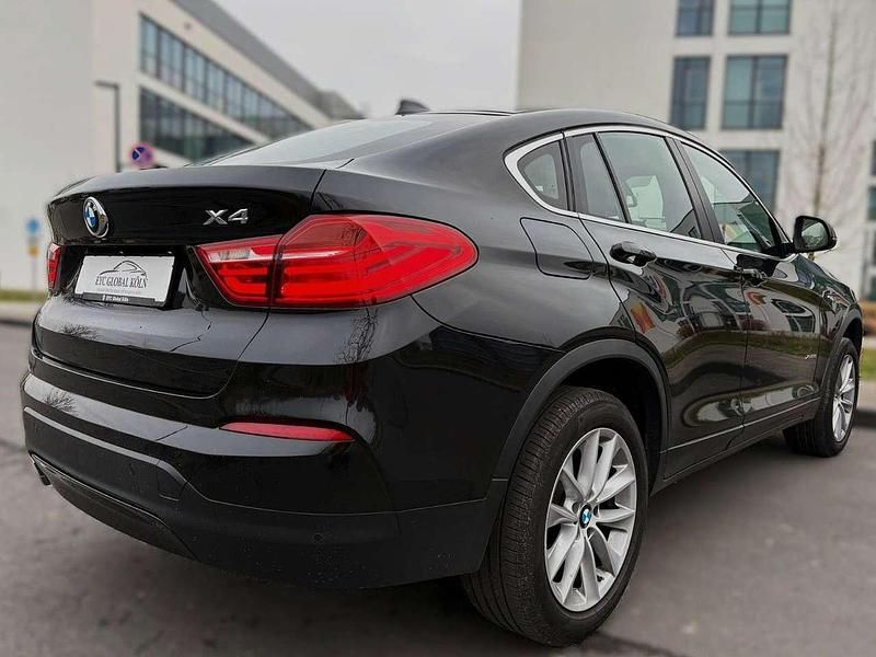 Gebraucht BMW X4 Sport Line 245 PS (180 kW) 2018 Saphirschwarz SUV