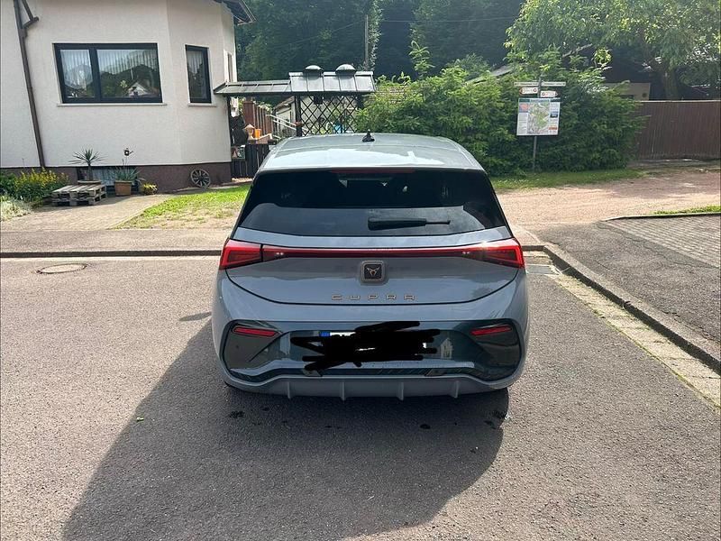 Gebraucht Cupra Born 150 kW (204 PS) 2023 Grau Kleinwagen