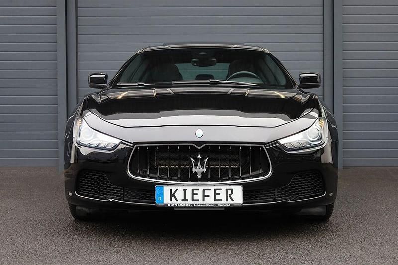 Gebraucht Maserati Ghibli 409 PS (300 kW) 2017 Schwarz Limousine