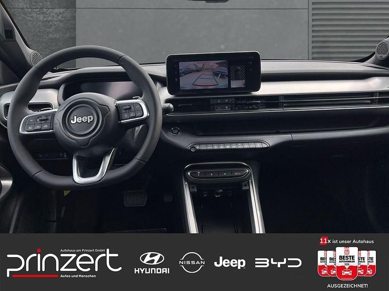 Neu Jeep Avenger Summit 110 PS (80 kW) 2026 Granite grey SUV