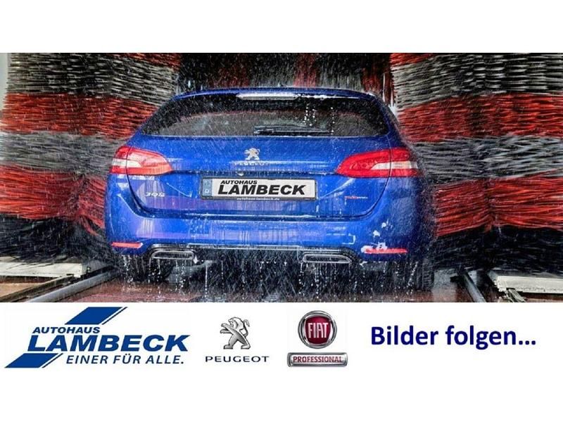 Rot Gebraucht 2021 Peugeot 2008 GTi SUV | 18.990 € (Fairer Preis) - Bild 1/2