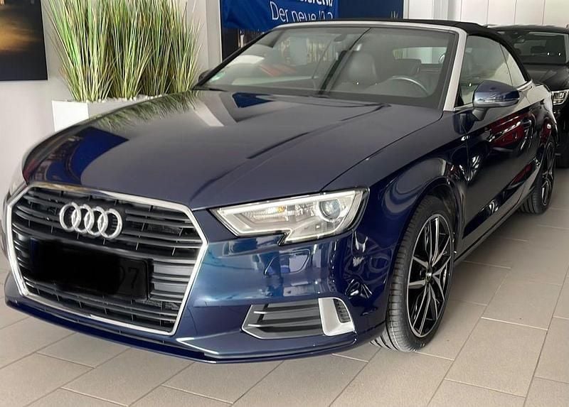 Gebraucht Audi A3 Cabriolet Comfort 150 PS (110 kW) 2018 Blau Cabrio
