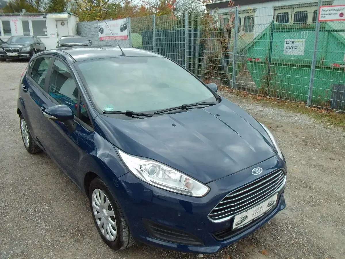 Gebraucht Ford Fiesta Trend 101 PS (74 kW) 2015 Kleinwagen