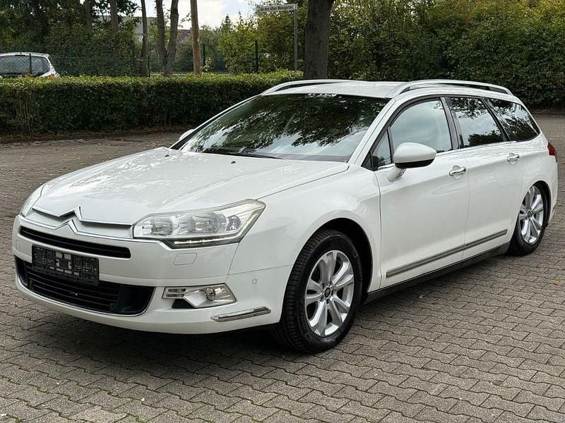 Weiß Gebraucht 2012 Citroën C5 Exclusive Kombi | 7.999 € (Fairer Preis) - Bild 1/4