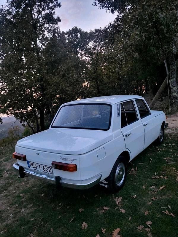 Gebraucht Wartburg 353 55 PS (40 kW) 1987 Weiß Limousine