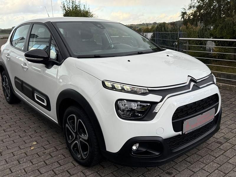 Weiß Gebraucht 2022 Citroën C3 Feel Kleinwagen | 13.490 € (Fairer Preis) - Bild 1/4