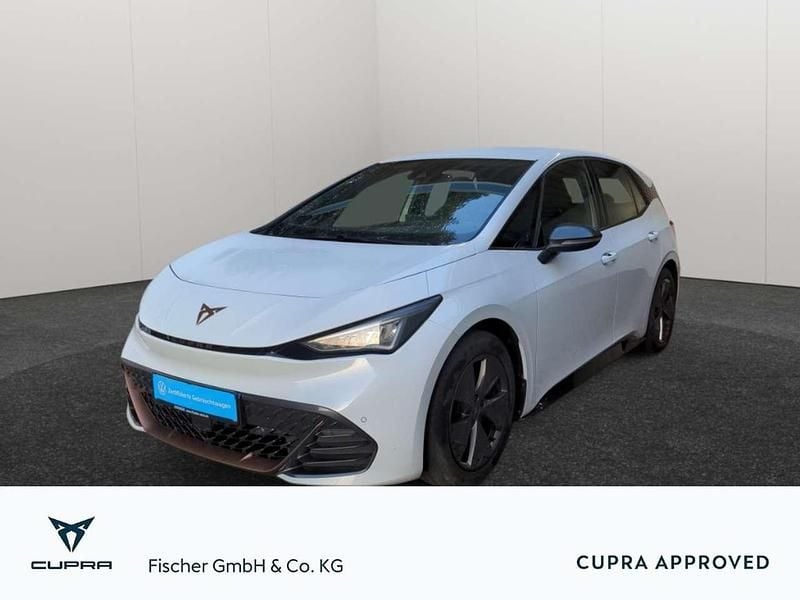 Weiss Gebraucht 2022 Cupra Born Kleinwagen | 23.440 € (Fairer Preis) - Bild 1/4