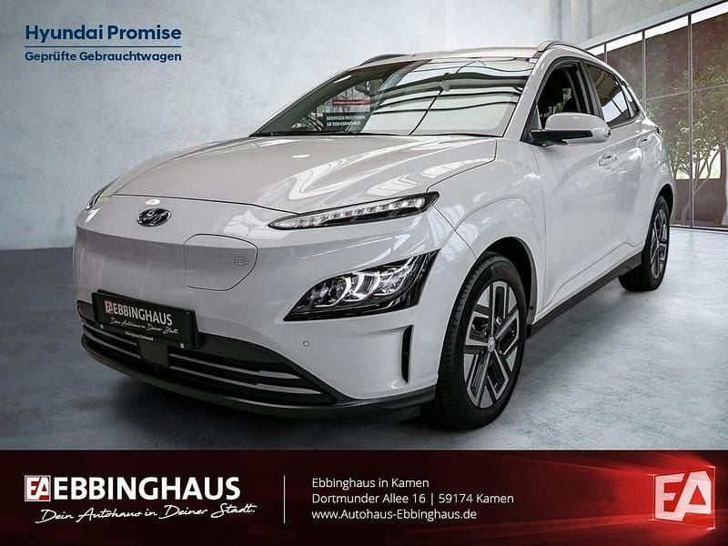 Weiß Gebraucht 2023 Hyundai Kona Basis SUV | 23.999 € (Fairer Preis) - Bild 1/4