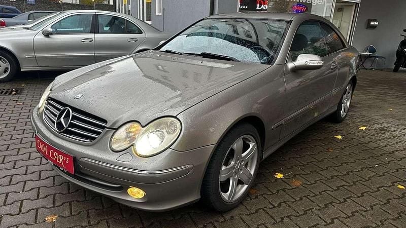 Cubanitsilber Gebraucht 2003 Mercedes CLK200 Coupé | 2.999 € (Guter Preis) - Bild 1/4