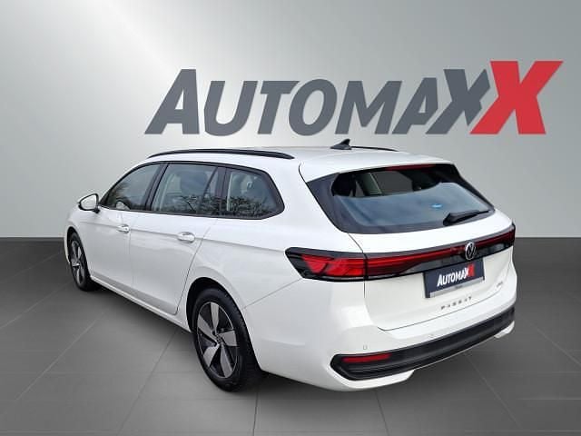 Second-hand VW Passat 150 CP (110 kW) 2025 Alb Break