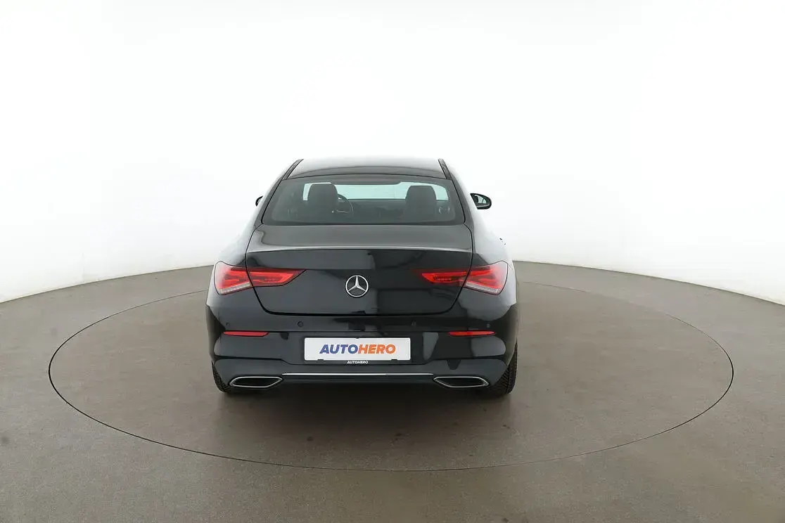 Gebraucht Mercedes CLA200 Progressive 163 PS (119 kW) 2019 Schwarz Coupé
