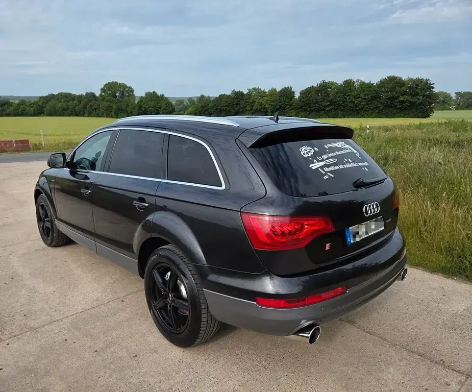 Gebraucht Audi Q7 Ambiente 239 PS (175 kW) 2011 Schwarz SUV