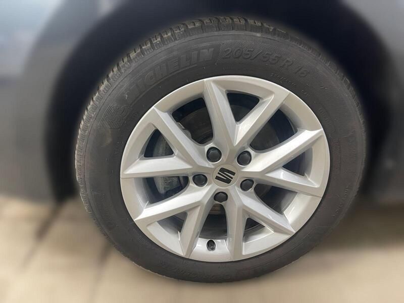 Gebraucht Seat Leon Style 131 PS (96 kW) 2022 Grau Kombi