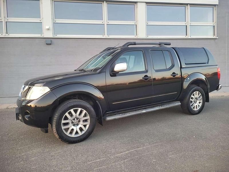 Gebraucht Nissan Navara 190 PS (139 kW) 2011 Black (m) Pickup