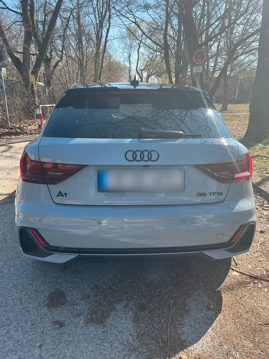 Gebraucht Audi A1 Sportback Competition 150 PS (110 kW) 2022 Grau Kleinwagen