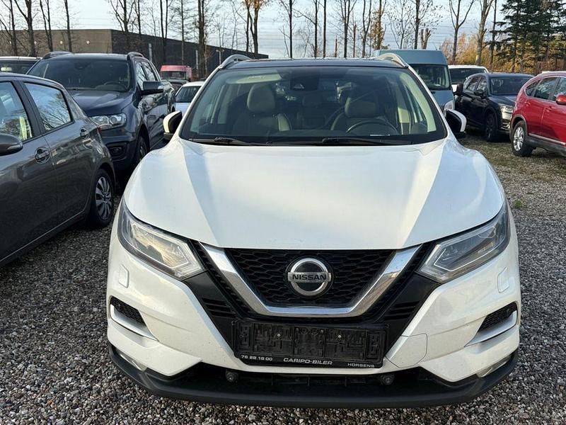 Weiß Gebraucht 2018 Nissan Qashqai Tekna SUV | 8.499 € (Superpreis) - Bild 1/4