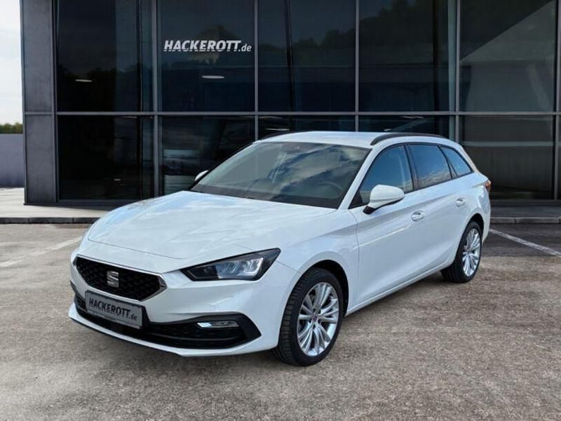 Weiß Gebraucht 2024 Seat Leon Style Kombi | 24.980 € (Etwas zu teuer) - Bild 1/4