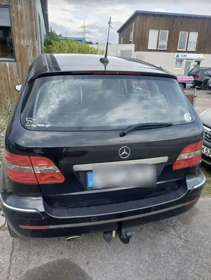 Gebraucht Mercedes B180 109 PS (80 kW) 2007 Schwarz Van / Kleinbus