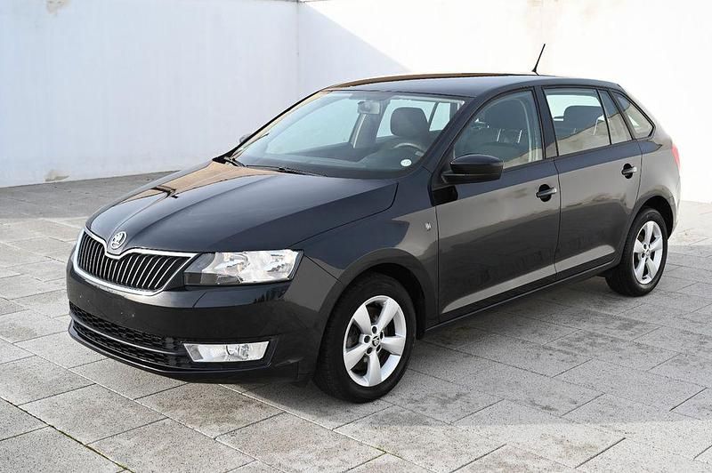 Schwarz Gebraucht 2013 Skoda Rapid Ambition Limousine | 5.510 € (Teuer) - Bild 1/4