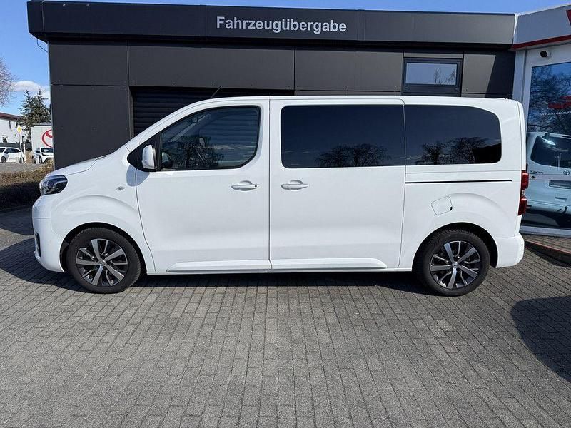 Gebraucht Toyota Proace Verso Executive 177 PS (130 kW) 2020 Weiß Kombi