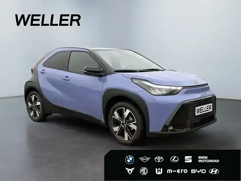 Neu Toyota Aygo 116 PS (85 kW) 2026 Lavender purple metallic / black (violett) Kleinwagen
