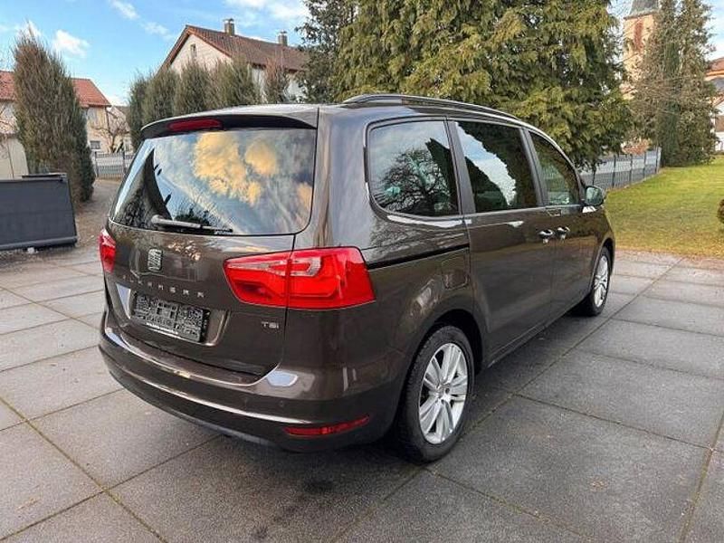 Gebraucht Seat Alhambra Style 150 PS (110 kW) 2015 Braun Van / Kleinbus