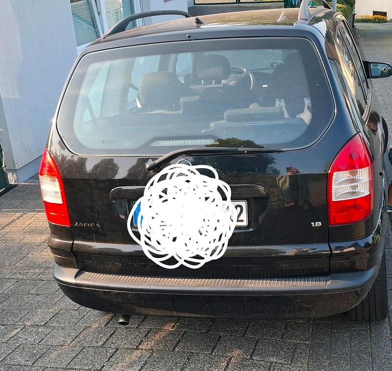 Schwarz Gebraucht 2005 Opel Zafira Van / Kleinbus | 800 € (Superpreis) - Bild 1/3