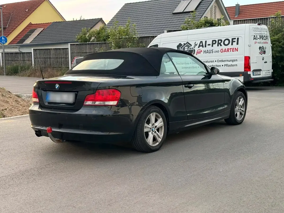Gebraucht BMW 118 Cabriolet 143 PS (105 kW) 2009 Schwarz Cabrio