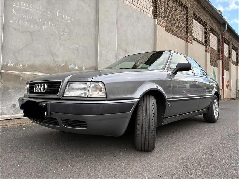 Gebraucht Audi 80 90 PS (66 kW) 1992 Grau Limousine