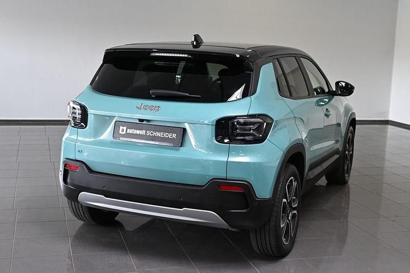 Gebraucht Jeep Avenger EV Summit 114 kW (156 PS) 2024 Blau ceramic azure metallic (metallic) SUV