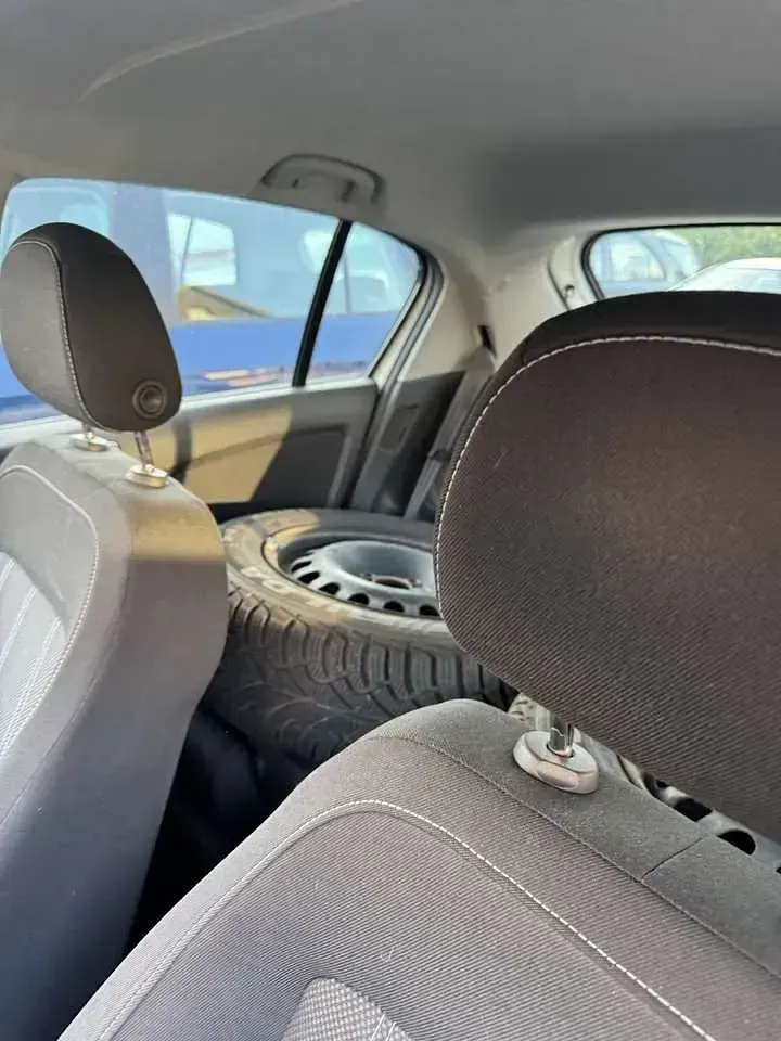 Gebraucht Opel Corsa Color Edition 101 PS (74 kW) 2015 Casablanca weiss Kleinwagen