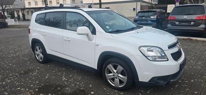 Gebraucht Chevrolet Orlando LT 163 PS (119 kW) 2013 Weiß Van / Kleinbus