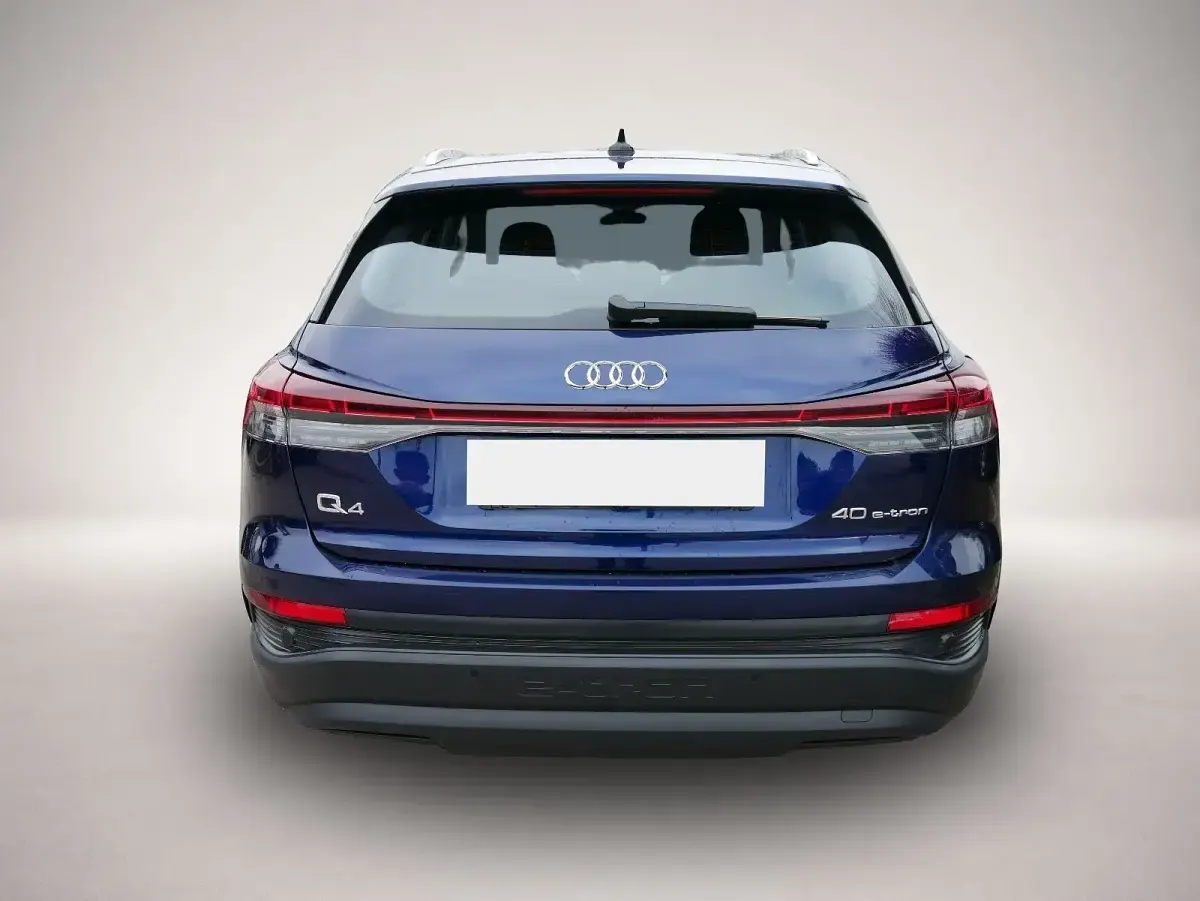 Gebraucht Audi Q4 e-tron 150 kW (204 PS) 2023 Blau SUV