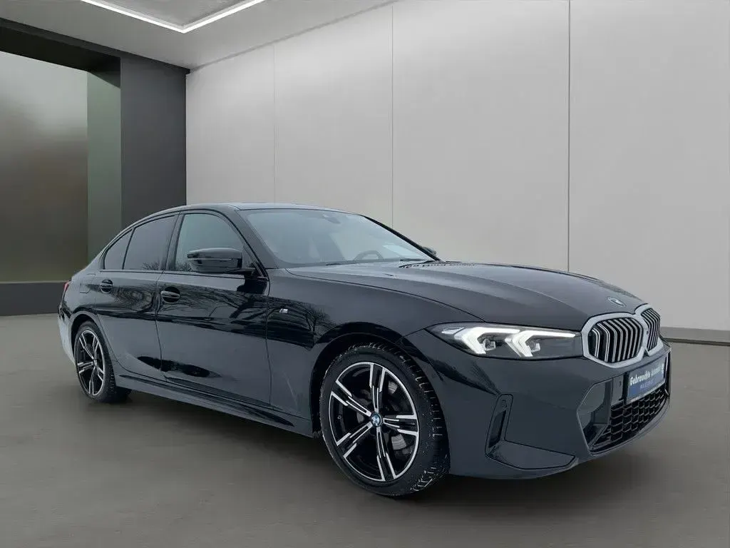 Gebraucht BMW 320 M Sport 190 PS (139 kW) 2025 Schwarz Limousine